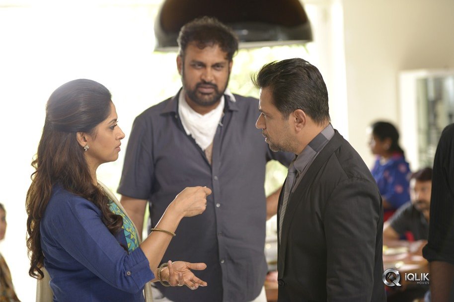 Naa-Peru-Surya-Naa-Illu-India-Movie-Working-Stills